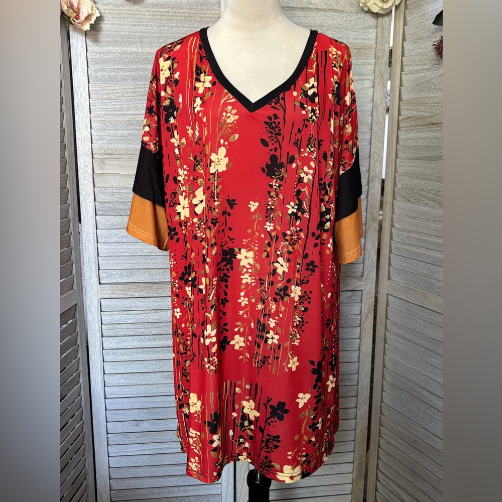 LILY Women’s SZ 1X Vintage Chinese Floral Inspired Motif Tunic, Flutter Sleeves